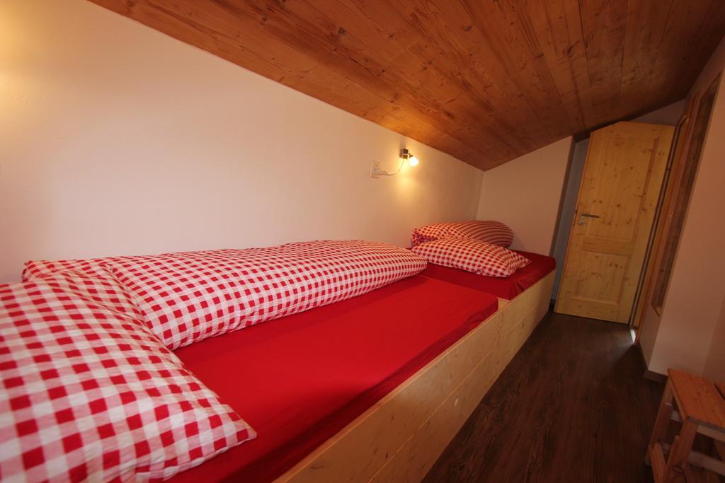 Chalet Daheim Reckingen Экстерьер фото